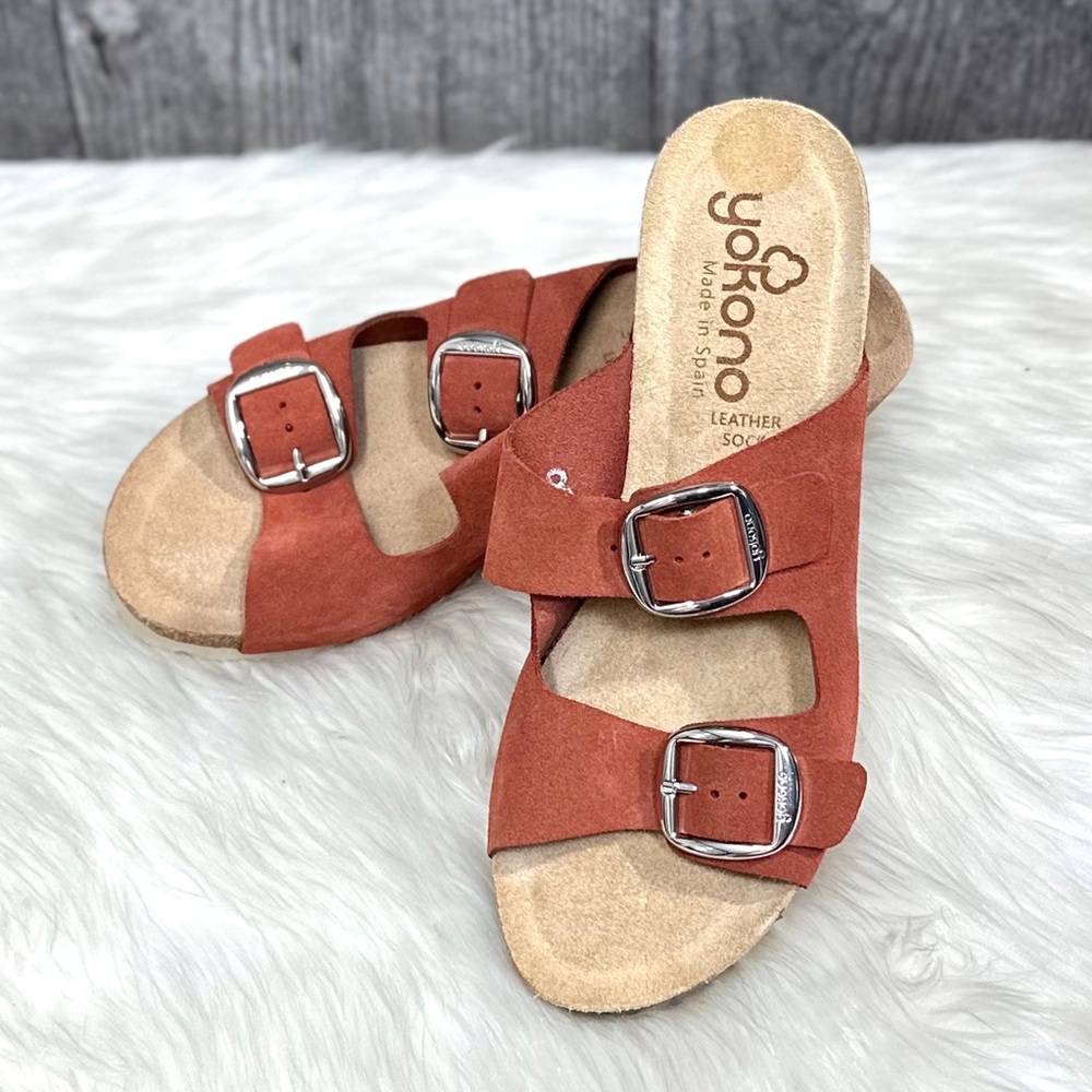 Yokono's double band wedge sandals